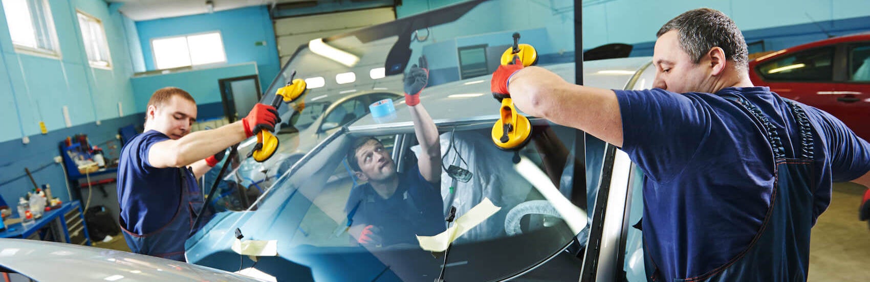 Does Insurance Cover Auto Glass Replacement? Lansing, MI
