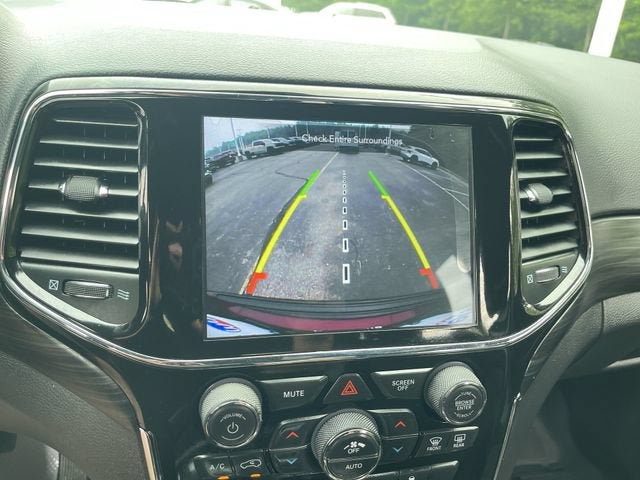 2021 Jeep Grand Cherokee Laredo X 4x4