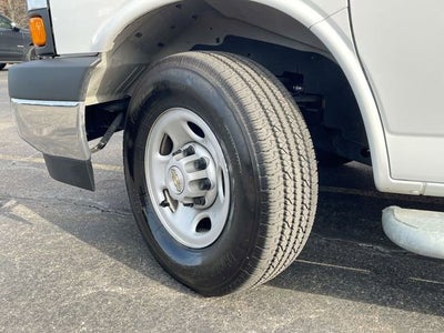 2024 Chevrolet Express Cargo 2500 WT