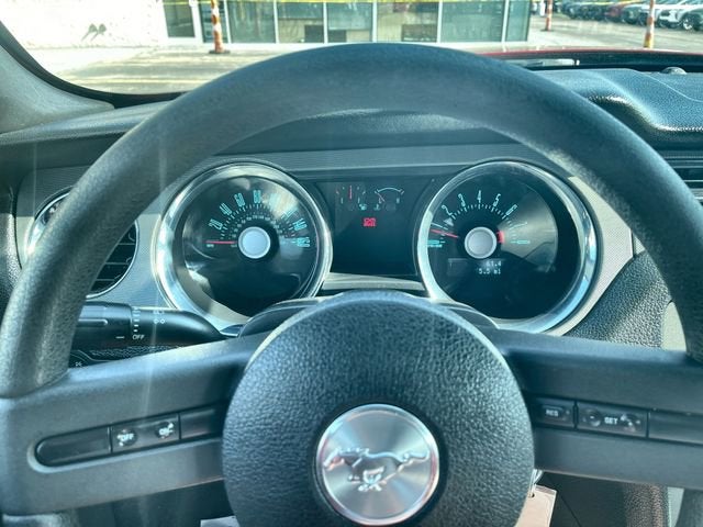 2012 Ford Mustang V6