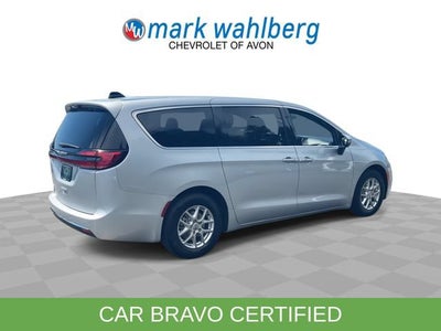 2023 Chrysler Pacifica Touring