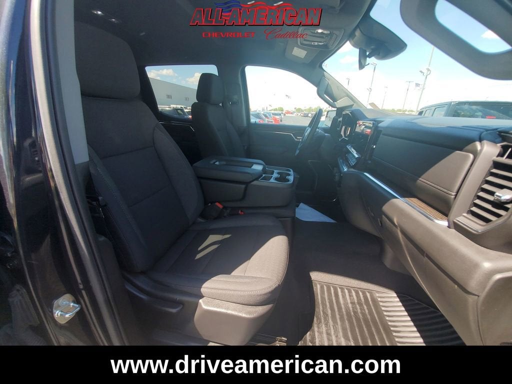 2024 Chevrolet Silverado 1500 LT (2FL)