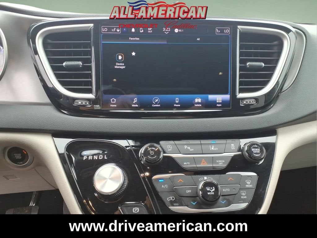 2023 Chrysler Pacifica Touring L
