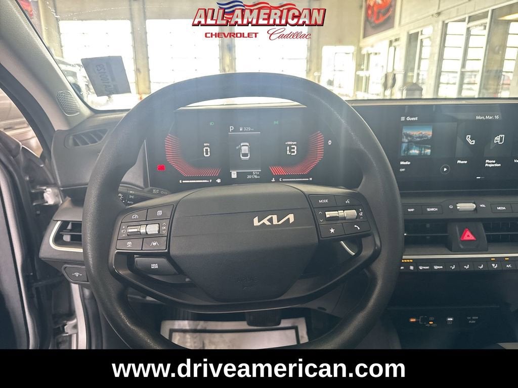 2025 Kia K4 LXS