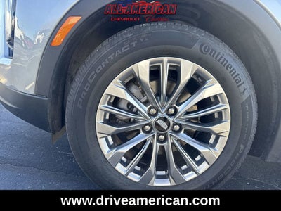 2025 Cadillac XT4 Premium Luxury