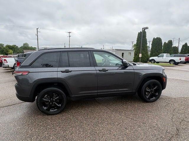 2023 Jeep Grand Cherokee Altitude 4x4