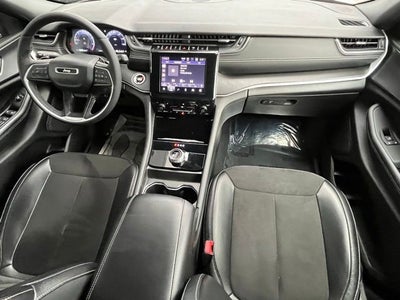 2024 Jeep Grand Cherokee L Altitude 4x4