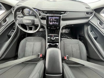 2023 Jeep Grand Cherokee L Laredo 4x4