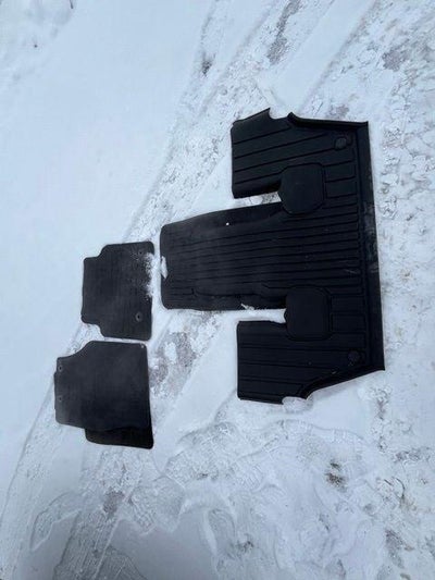 2023 Jeep Grand Cherokee L Laredo 4x4