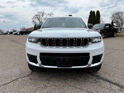 2023 Jeep Grand Cherokee L Laredo 4x4