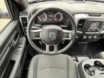 2024 RAM 1500 Classic Warlock Crew Cab 4x4 5'7' Box