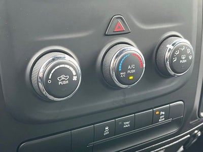 2024 RAM 1500 Classic Warlock Crew Cab 4x4 5'7' Box