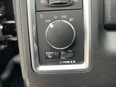 2024 RAM 1500 Classic Warlock Crew Cab 4x4 5'7' Box