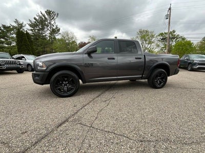 2024 RAM 1500 Classic Warlock Crew Cab 4x4 5'7' Box