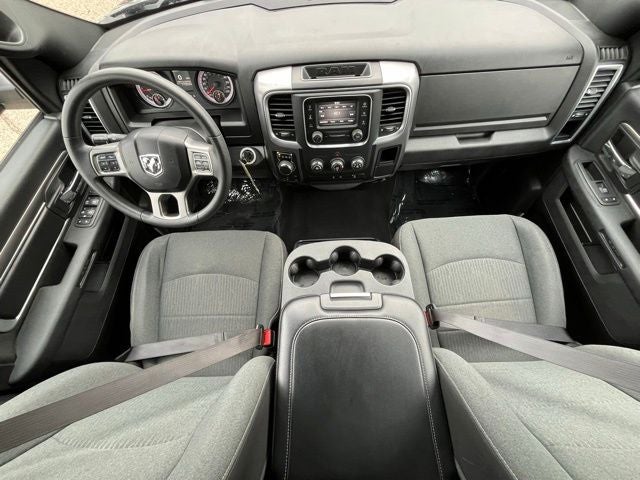2024 RAM 1500 Classic Warlock Crew Cab 4x4 5'7' Box