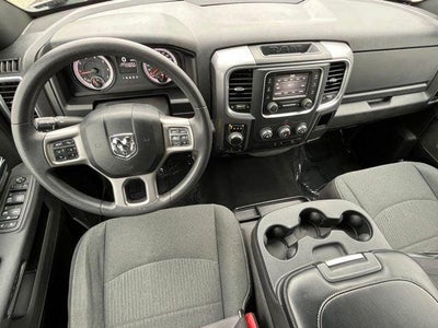 2024 RAM 1500 Classic Warlock Crew Cab 4x4 5'7' Box