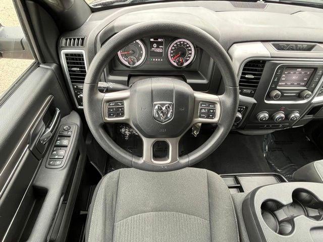 2024 RAM 1500 Classic Warlock Crew Cab 4x4 5'7' Box