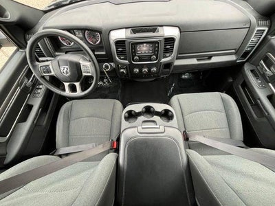 2024 RAM 1500 Classic Warlock Crew Cab 4x4 5'7' Box