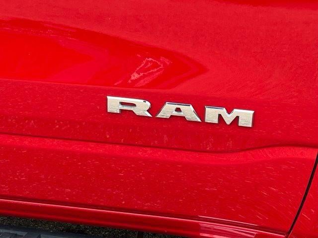 2022 RAM 1500 Big Horn Crew Cab 4x4 5'7' Box