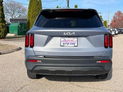 2023 Kia Sorento LX