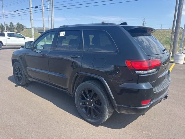 2020 Jeep Grand Cherokee Laredo