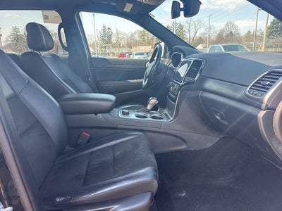 2020 Jeep Grand Cherokee Laredo