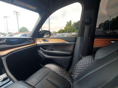 2022 Jeep Grand Cherokee Summit