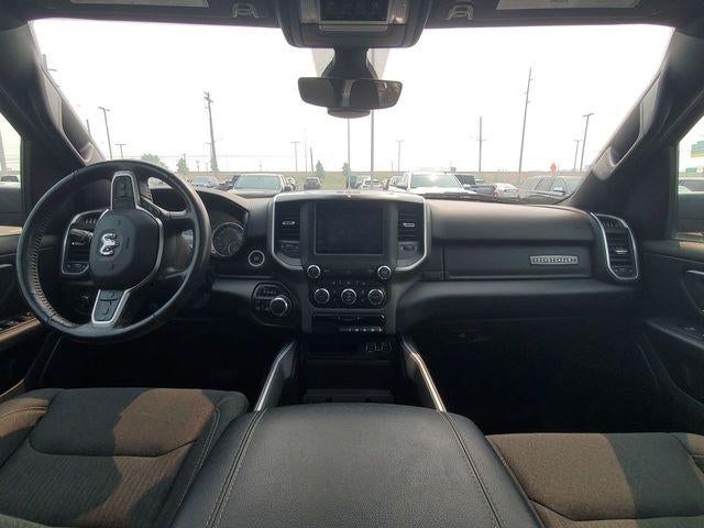 2020 RAM 1500 Big Horn Crew Cab 4x4 5'7" Box