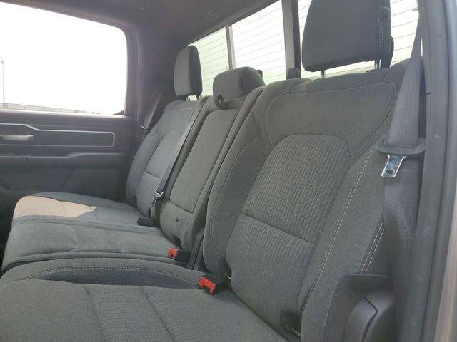 2020 RAM 1500 Big Horn Crew Cab 4x4 5'7" Box