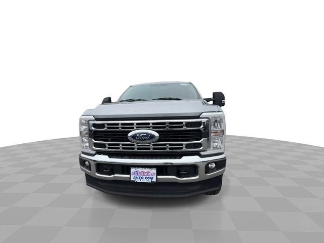 2023 Ford F-250 Super Duty XLT - Photo 3