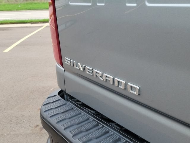 2024 Chevrolet Silverado 2500HD Custom - Photo 31