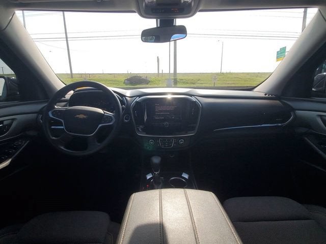 2021 Chevrolet Traverse LS - Photo 10