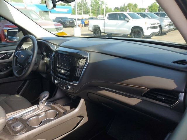2021 Chevrolet Traverse LS - Photo 33