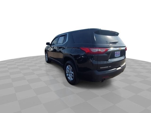2021 Chevrolet Traverse LS - Photo 6