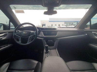 2022 Cadillac XT5 Premium Luxury