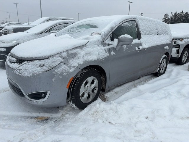 2018 Chrysler Pacifica Hybrid Touring Plus