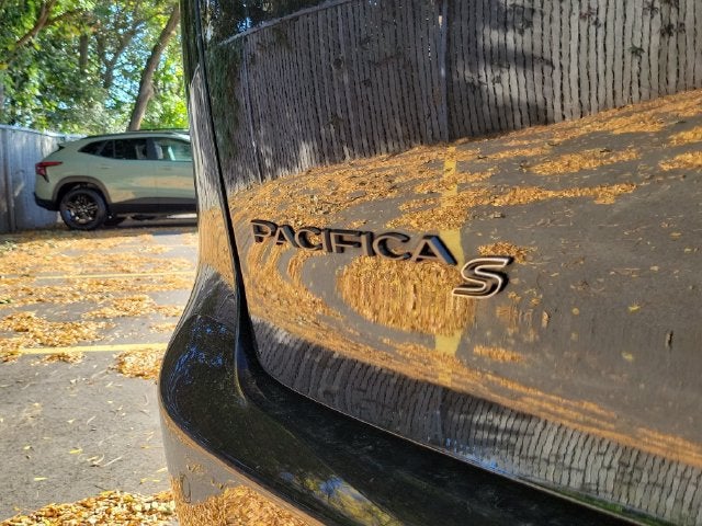 2021 Chrysler Pacifica Hybrid Limited - Photo 37