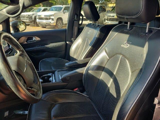 2021 Chrysler Pacifica Hybrid Limited - Photo 9