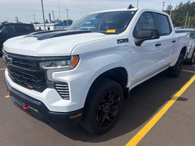 2023 Chevrolet Silverado 1500 LT Trail Boss 4X4 Crew Cab Short Box's photo