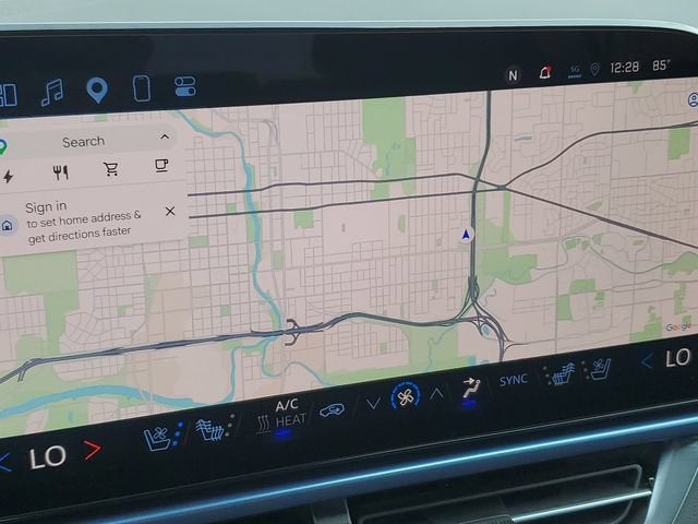 2024 Chevrolet Equinox EV LT - Photo 13