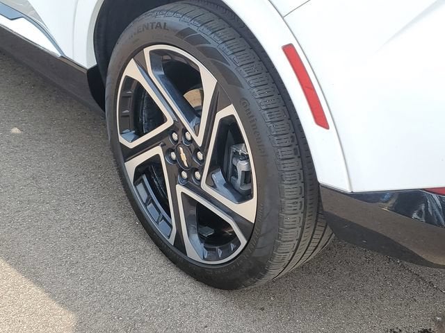 2024 Chevrolet Equinox EV LT - Photo 31
