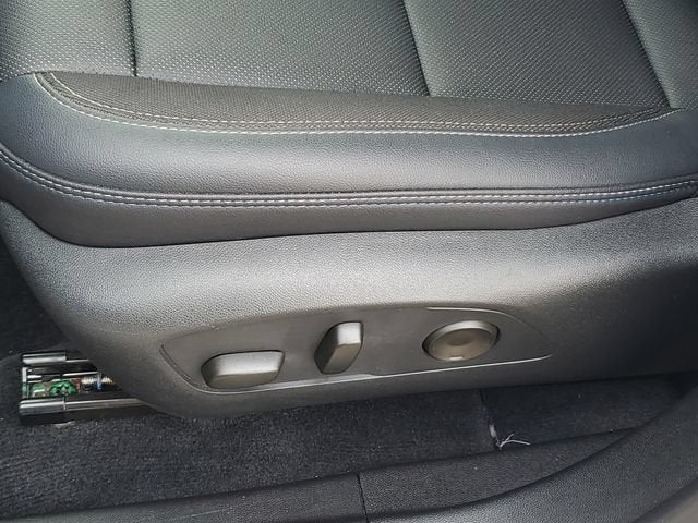 2024 Chevrolet Equinox EV LT - Photo 6