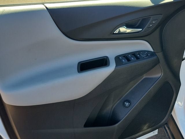 2024 Chevrolet Equinox LT - Photo 12