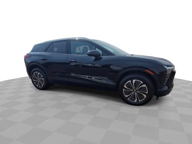 2024 Chevrolet Blazer EV LT - Photo 9