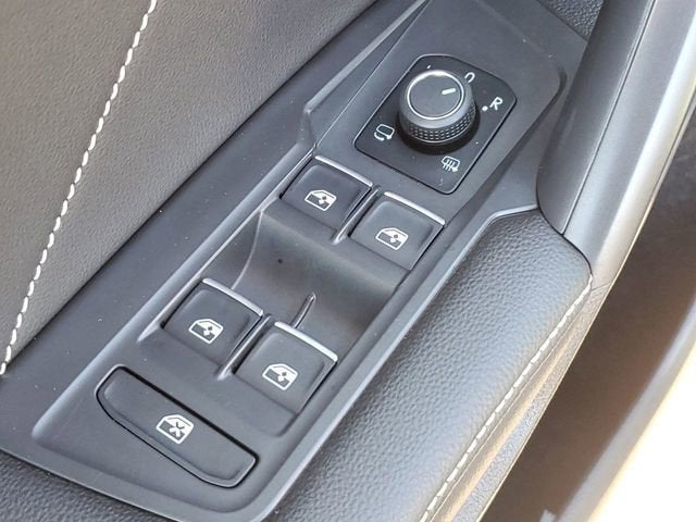 2022 Volkswagen Tiguan 2.0T SEL R-Line