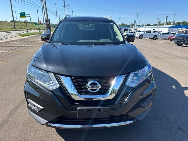 2017 Nissan Rogue SV - Photo 6