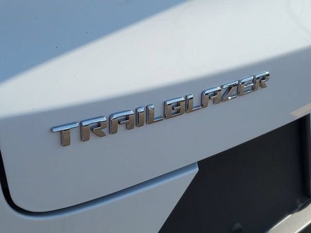 2025 Chevrolet Trailblazer LS - Photo 35