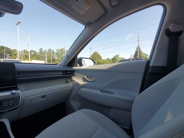2024 Hyundai Kona SEL - Photo 11