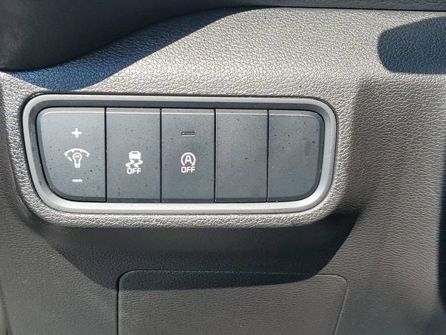 2023 Kia Soul LX - Photo 22