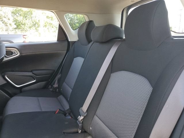2023 Kia Soul LX - Photo 28